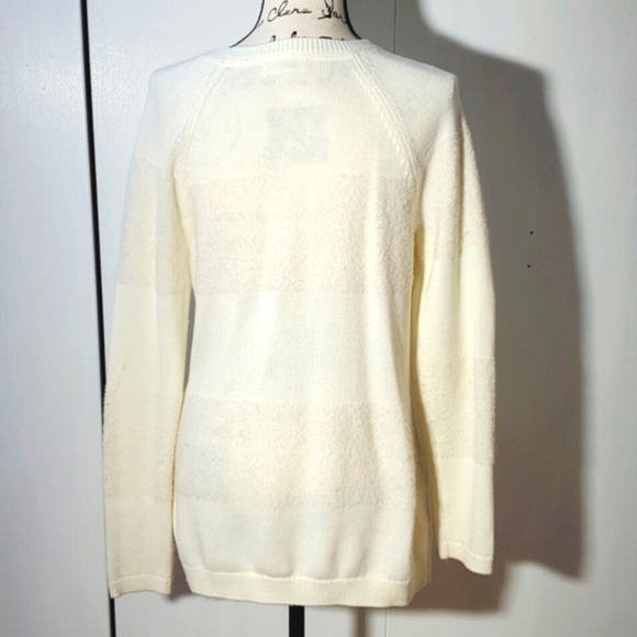 Calvin Klein-  White Neutral soft Knit Sweater Cozy closet staple Sz.Medium - Picture 3 of 5